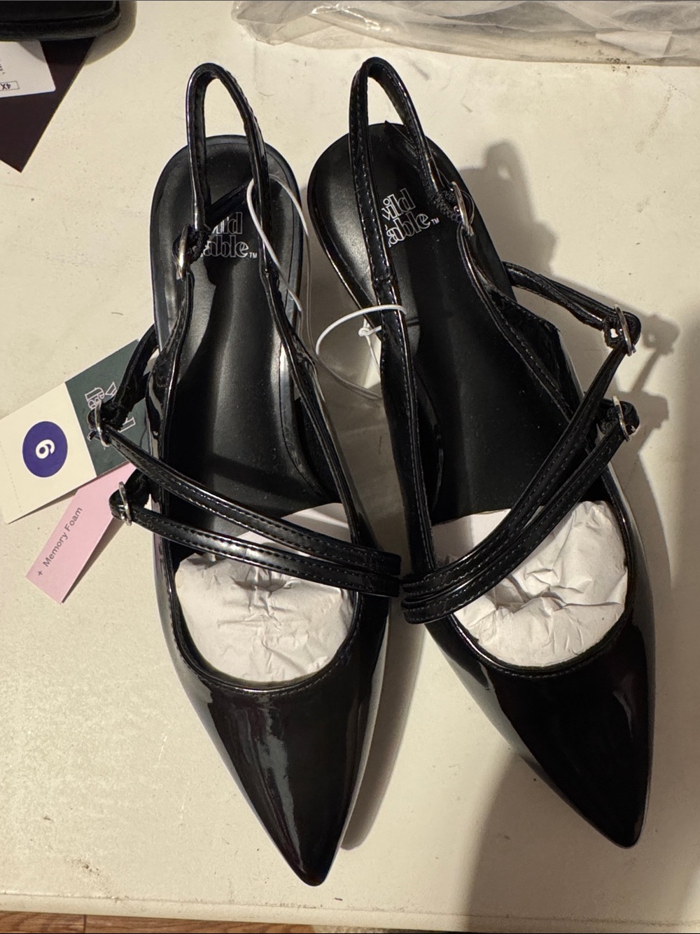 NWT wild Fable straps kitten heel black patent leather shoe sz 6